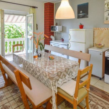 Apartmens Zara Apartment ชิเบนิก ภายนอก รูปภาพ
